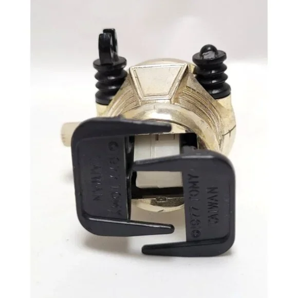 Vintage 1977 Tomy 2" Plastic Wind-Up Robot Toy Red Dome Black Feet - Picture 6 of 7